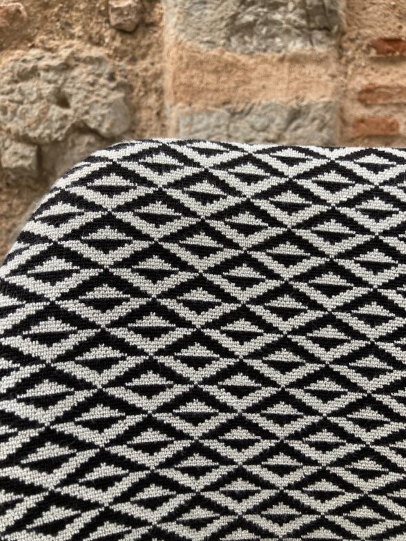 Chaise tonneau Origami