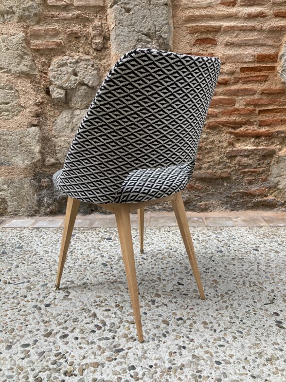 Chaise tonneau Origami