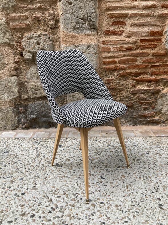 Chaise tonneau Origami