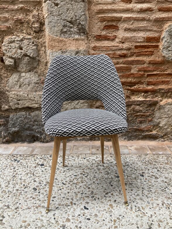 Chaise tonneau Origami