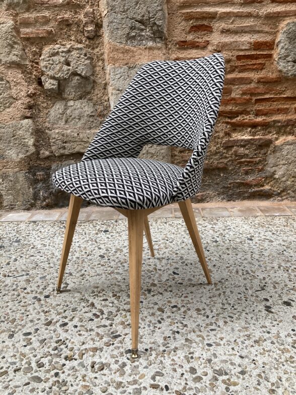 Chaise tonneau Origami