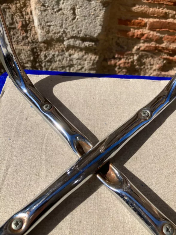 Tabouret en velours